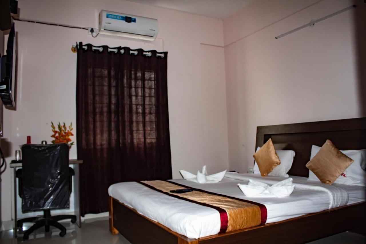 Hotel Royal Suites Bengaluru Kültér fotó